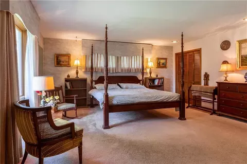 Bedroom - 538 Lindley Dr, Lawrence, KS 66049 photo 2 of 8