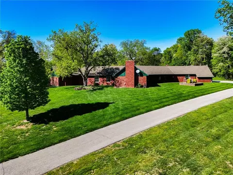 501 SE Mount Zion Rd, Saint Joseph, MO 64504