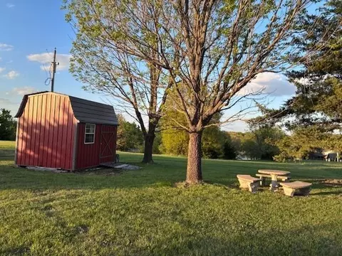 Exterior - 120 Hideaway Rd, Gallatin, MO 64640 photo 6 of 6