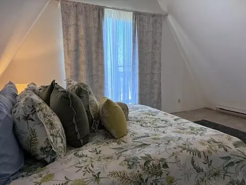 Bedroom - 120 Hideaway Rd, Gallatin, MO 64640 photo 2 of 7