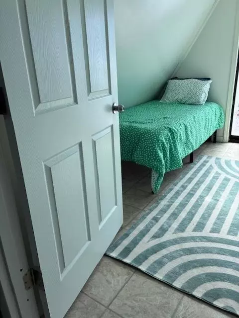 Bedroom - 120 Hideaway Rd, Gallatin, MO 64640 photo 7 of 7