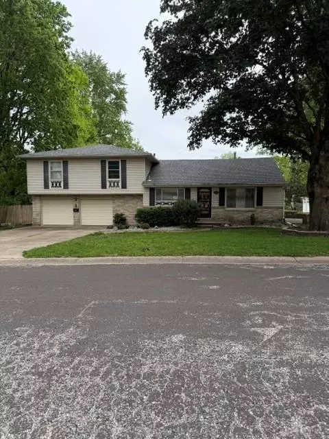10801 E 64th Ter, Raytown, MO 64133