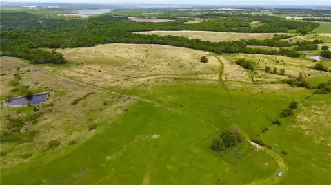 240 N Acres Ml N 750 Rd, Overbrook, KS 66524