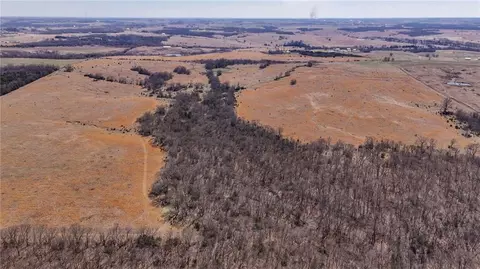 160 N Acres Ml N 750 Rd, Overbrook, KS 66524
