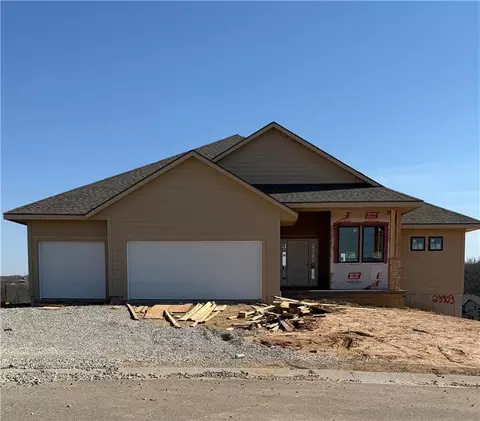 23903 Clear Creek Pkwy, Shawnee, KS 66226