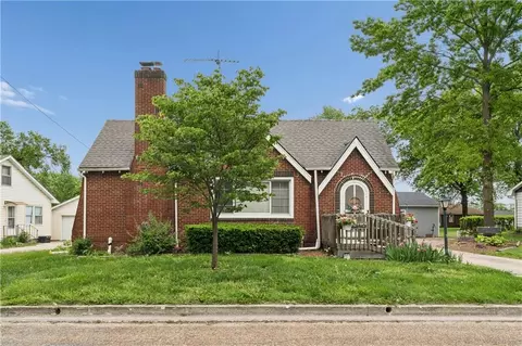 1015 S Saint Louis St, Concordia, MO 64020
