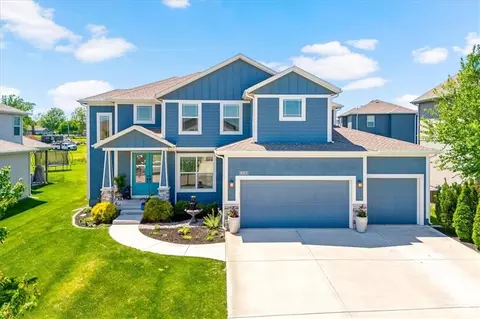 16972 S Hunter St, Olathe, KS 66062