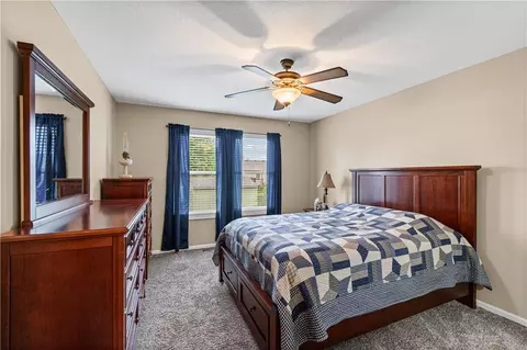 Bedroom - 910 Timberline Dr, Cameron, MO 64429 photo 1 of 8