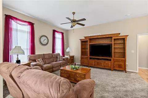 Living - 910 Timberline Dr, Cameron, MO 64429 photo 2 of 3