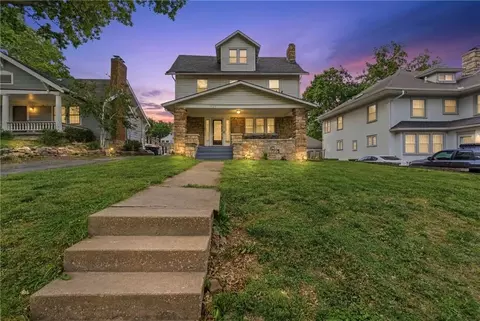 108 W 61st Ter, Kansas City, MO 64113