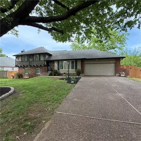12411 Monroe Ave, Grandview, MO 64030