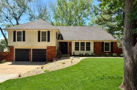 10900 Forest Ave, Kansas City, MO 64131