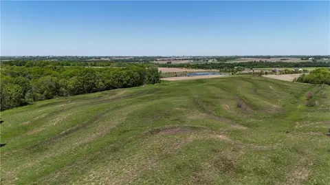 SE Spring Holler Road, Easton, MO 64443