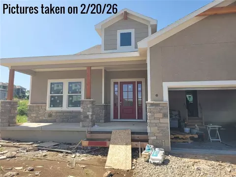 15017 W 130th St, Olathe, KS 66062