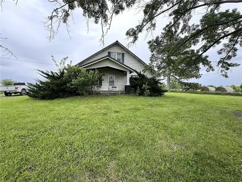 19354 235th St, Jameson, MO 64647