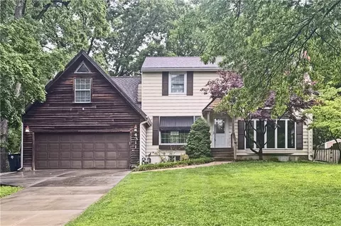4311 N Walnut St, Kansas City, MO 64116
