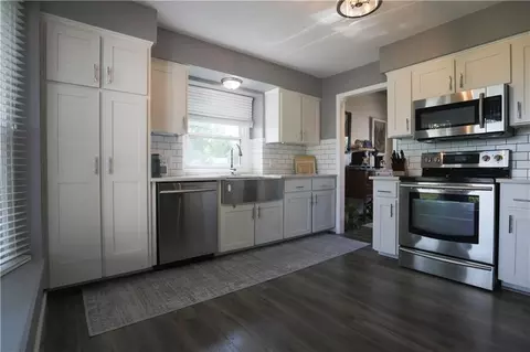 Kitchen - 202 Howard Rd, Trimble, MO 64492 photo 1 of 4