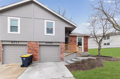 8709 N Hull Ave, Kansas City, MO 64154