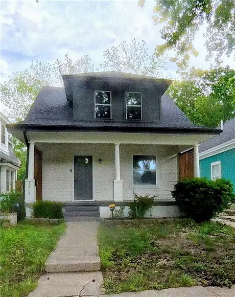 2515 Askew Ave, Kansas City, MO 64127