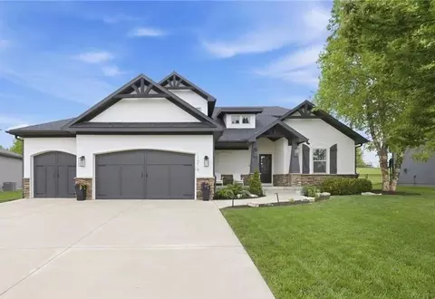 11214 S Race St, Olathe, KS 66061