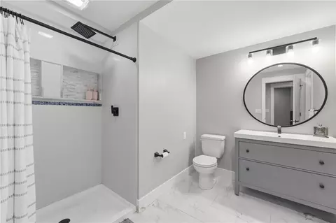 Bath - 7019 Apache Dr, Shawnee, KS 66226 photo 5 of 5