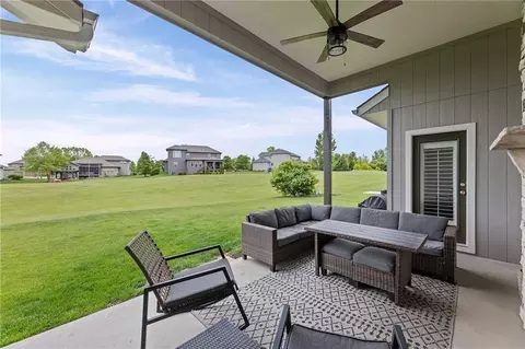 Exterior - 7019 Apache Dr, Shawnee, KS 66226 photo 2 of 6