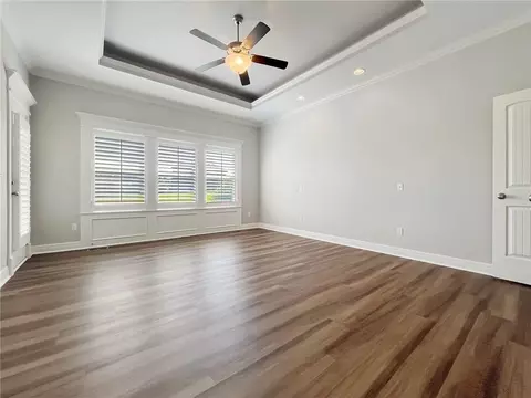 Living - 7019 Apache Dr, Shawnee, KS 66226 photo 3 of 8