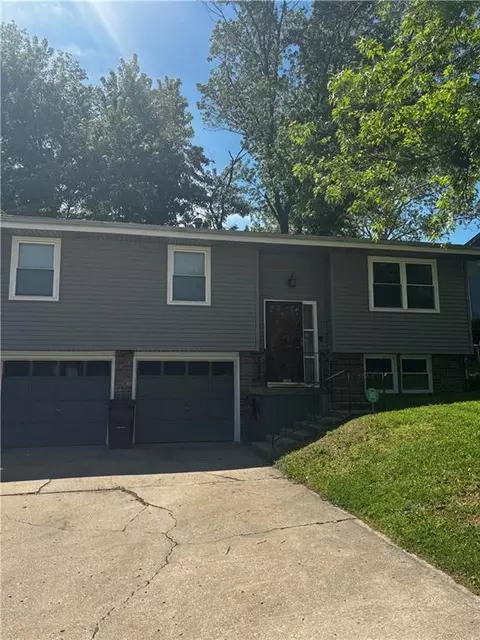 204 N 83rd St, Kansas City, KS 66112