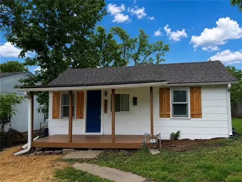 805 S Logan St, Independence, MO 64050