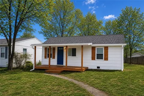 805 S Logan St, Independence, MO 64050
