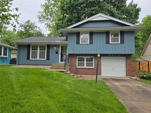 8432 Evanston Ave, Raytown, MO 64138