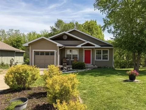 1806 Gates Dr, Platte City, MO 64079