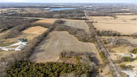 1775 Nebraska Rd, Iola, KS 66749
