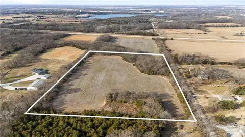 1775 Nebraska Rd, Iola, KS 66749