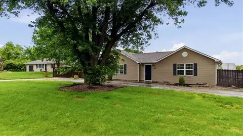 Exterior - 2440 Lowenstein Dr, Lees Summit, MO 64081 photo 3 of 5
