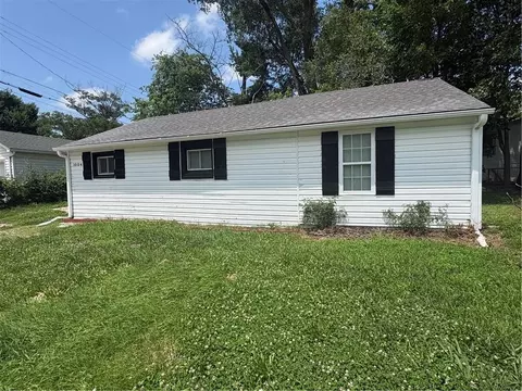 1004 E Walnut St, Independence, MO 64050