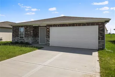 20882 Starside St, Edgerton, KS 66021