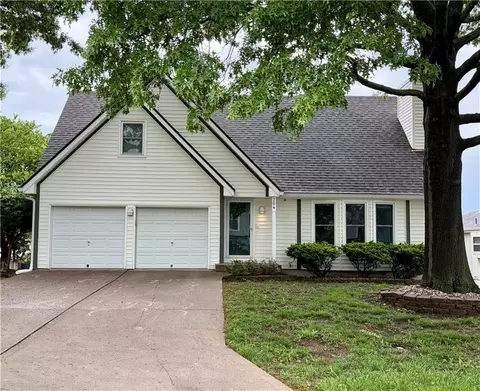 204 NE 6th St, Blue Springs, MO 64014