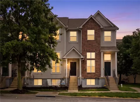 1859 W Spruce St, Olathe, KS 66061