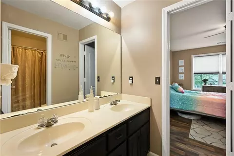 Bath - 712 S Adams St, Raymore, MO 64083 photo 4 of 5