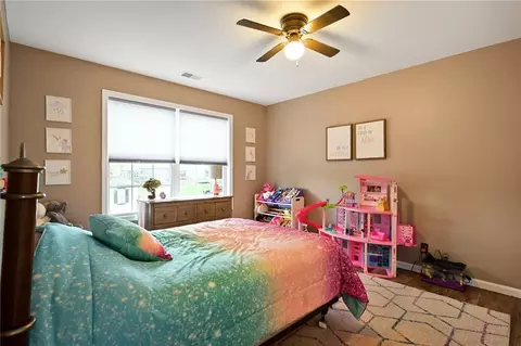 Bedroom - 712 S Adams St, Raymore, MO 64083 photo 4 of 5