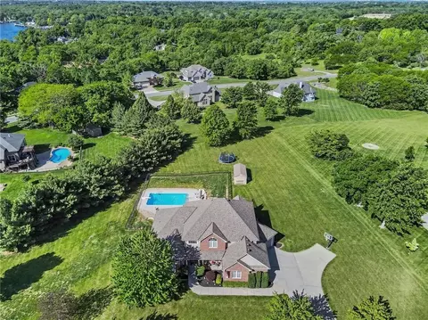 View/Area - 9705 NE Jacob Ln, Lees Summit, MO 64086 photo 1 of 2