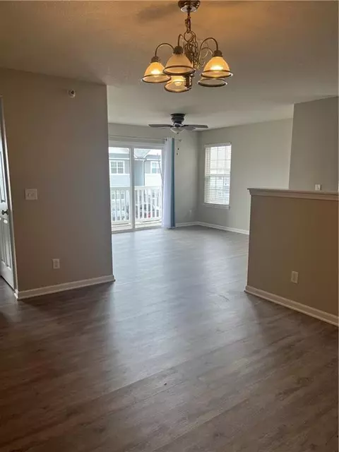 5600 NE 80th Unit 2 A Ter, Kansas City, MO 64119