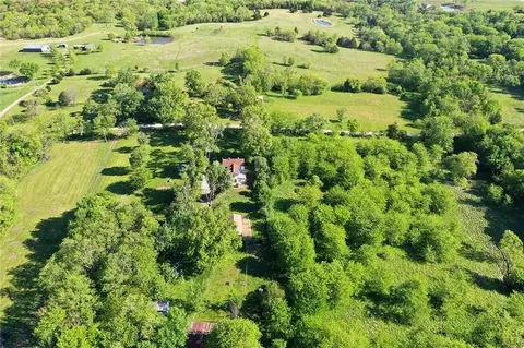 View/Area - 6900 Smith Dr, Hamilton, MO 64644 photo 3 of 7