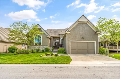 5313 W 124th Ter, Overland Park, KS 66209
