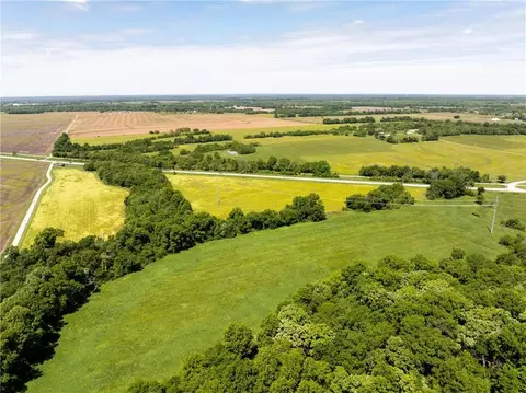 75 NE 254p Rd, Clinton, MO 64735 photo 8