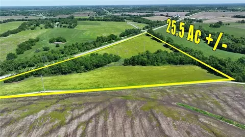 75 NE 254p Rd, Clinton, MO 64735 photo 3