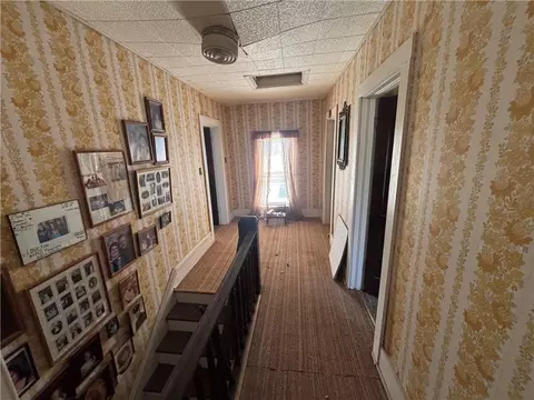 Entry Way - 223 NE 6th St, Abilene, KS 67410 photo 1 of 1
