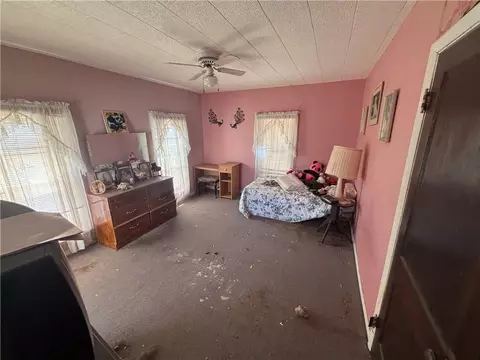 Bedroom - 223 NE 6th St, Abilene, KS 67410 photo 3 of 5