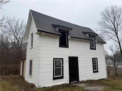 5512 Cypress Ave, Kansas City, MO 64130